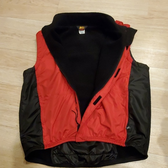 MEN'S REI LIGHT PUFFY VEST - Picture 2 of 7